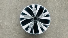 1x Genuine Audi Q4 E-Tron 19” Diamond Cut Alloy Wheel Rim 8Jx19 89A601025AN