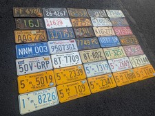 LOT 36 EXPIRED LICENSE PLATES 1951 DC WYOMING TEXAS 1959 TENNESSEE NY NJ OREGON