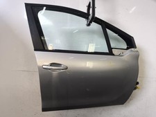 Porte avant et accessoires Peugeot 208