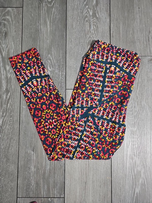 LuLaRoe Women's Leggings Tall And Curvy, Multicolor 