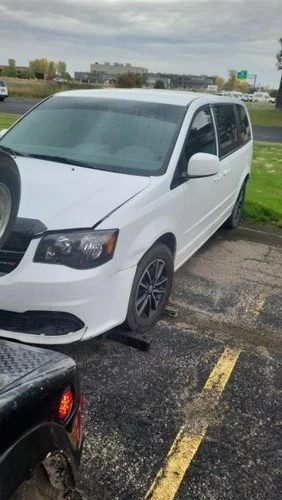 Driver Side View Mirror Power Moulded In Black Fits 11-20 CARAVAN 4172290