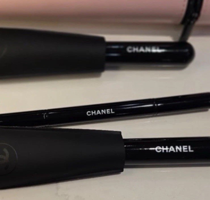 CHANEL Les Pinceaux de CHANEL 111 Pink 2023 Limited Edition
