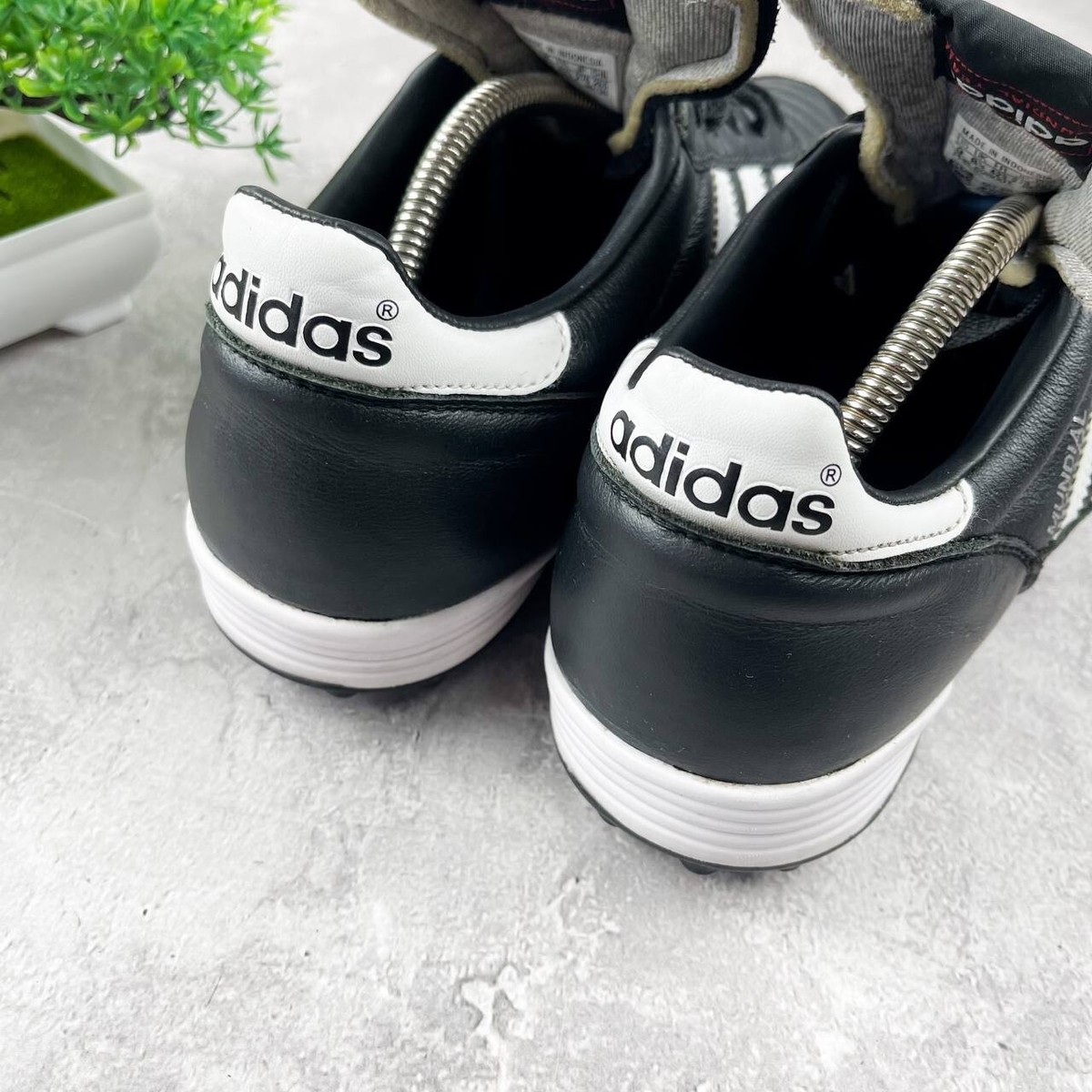 新品未使用　adidas MUNDIAL TEAM サッカーシューズ 9 MUNDIAL TEAM ムンディアル チーム スニーカー レザーサッカー