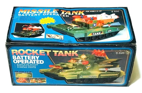 VINTAGE UNBRANDED ROCKET TANK BATTERY OPERATED PLASTIC TOY NEW IN BOX RARE - Picture 2 of 10