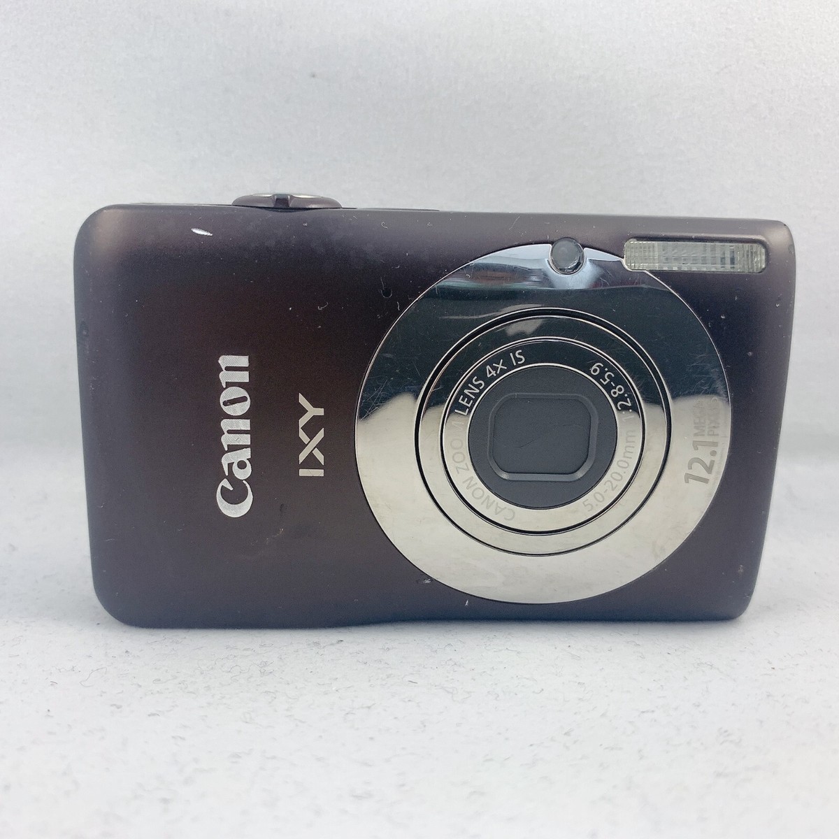 CANON IXY 200F Comapct Digital Camera 12.1MP Silver w CANON IXY 200F Comapct Digital Camera 12.1MP Silver w