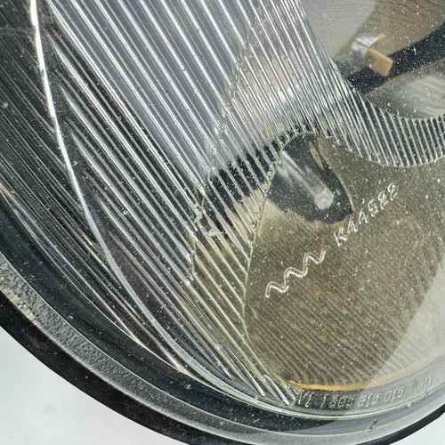 OEM 1995 - 1998 Porsche 993 911 Front Right RH Halogen Headlight 993-631-052-00 - Picture 8 of 24