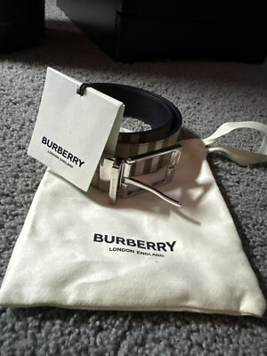 Burberry Reversible Check Beige Belt $510 Size 80/32 | eBay display picture 1