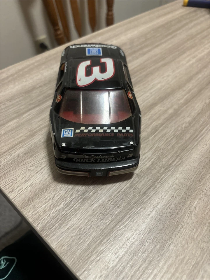 Dale Earnhardt #3 1995 Chevy Lumina 1:24 Die Cast Racing coleccionables Foto 4 de 4