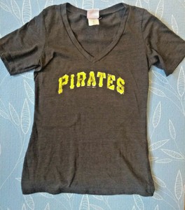 pittsburgh pirates shirt womens