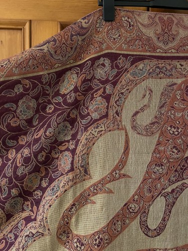 Large Scarf/Shawl/Wrap/Pashmina 72"x27" excluding fringe - Picture 2 of 8