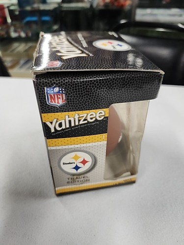 NFL Pittsburgh Steelers Hasbro Yahtzee Travel Edition Game Damaged Box ¿ - Picture 4 of 12
