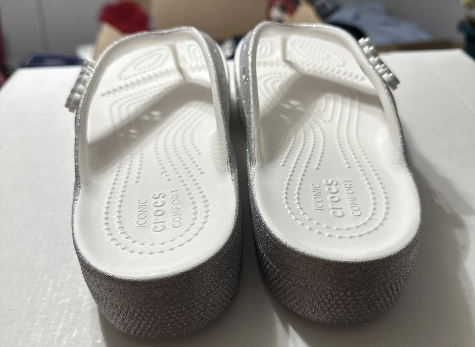 Sandalias Crocs Plataforma Chanclas Para Mujer Talla 9 Blanco Plata Brillo Nuevas Sin Etiquetas Foto 4 de 4