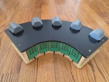 Thomas the Train Tidmouth Engine Shed Roundhouse Station