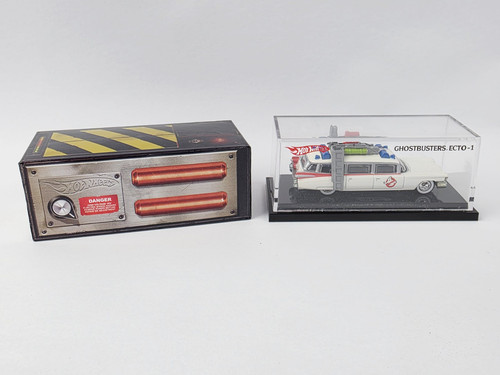 HOT WHEELS SDCC GHOSTBUSTERS ECTO-1 MINT IN BOX VERY NICE LB20 - Picture 1 of 13