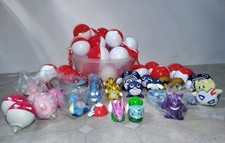 Pokemon The Movie Toys Launchers Keychains Pokeball Spinners 1999 Bk Lot Of 26