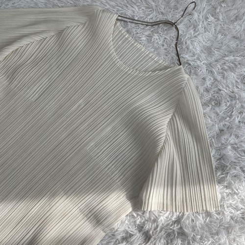 PLEATS PLEASE ISSEY MIYAKE weißes Kleid