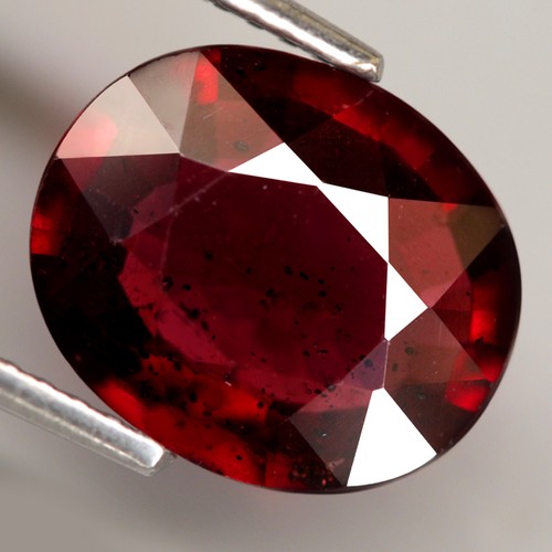 3.57Ct. Natural Gemstone Rhodolite Garnet Red Oval Unheated Africa Ravishing! - Picture 3 of 7