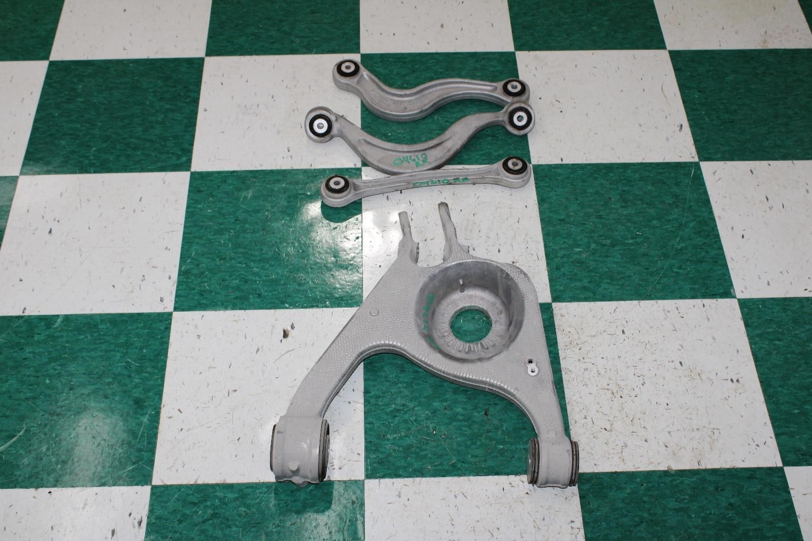 20-23 Bentley Continental Rear Passenger Right RH Lower Upper Control Arm Set OE