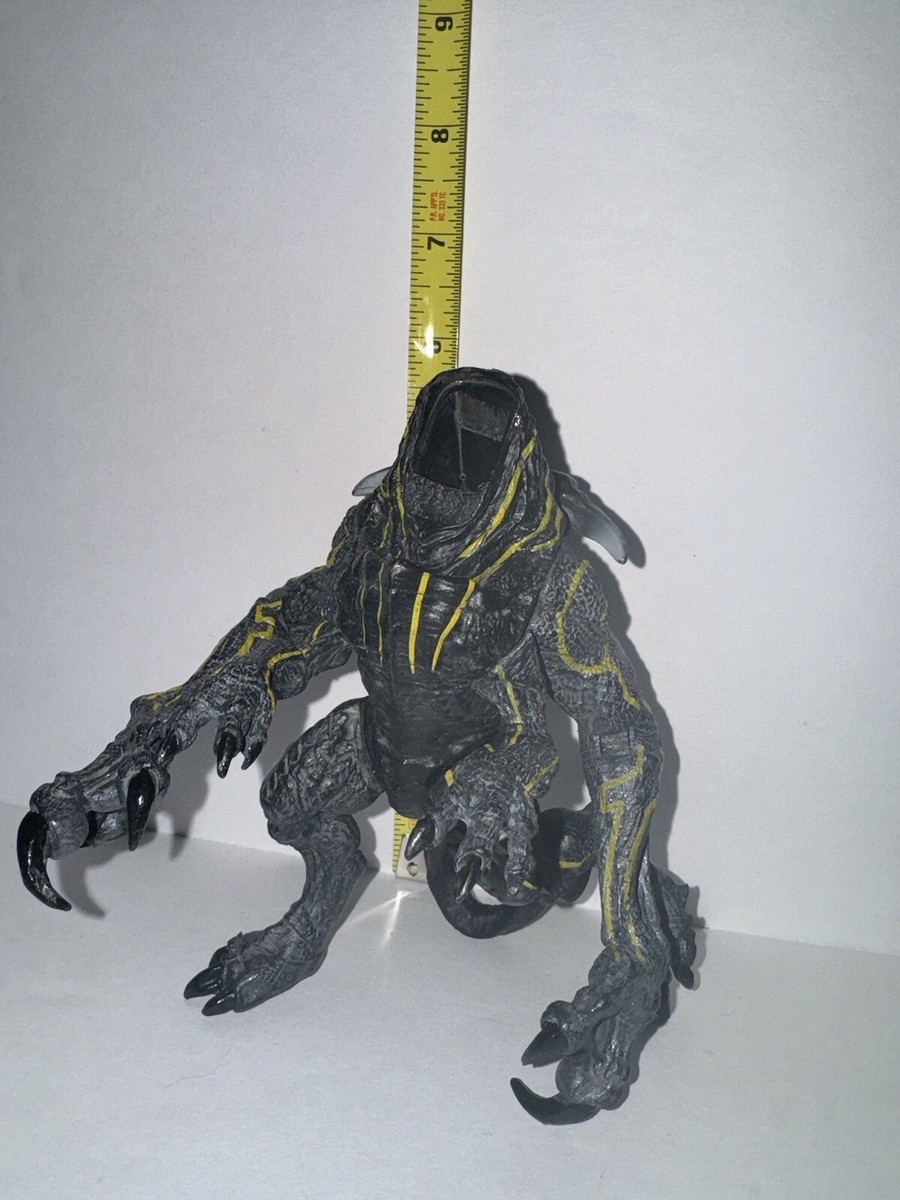 NECA ケイン ビショップ バラ売り不可 NECA Pacific Rim Movie Kaiju Knifehead Ultra Deluxe 7