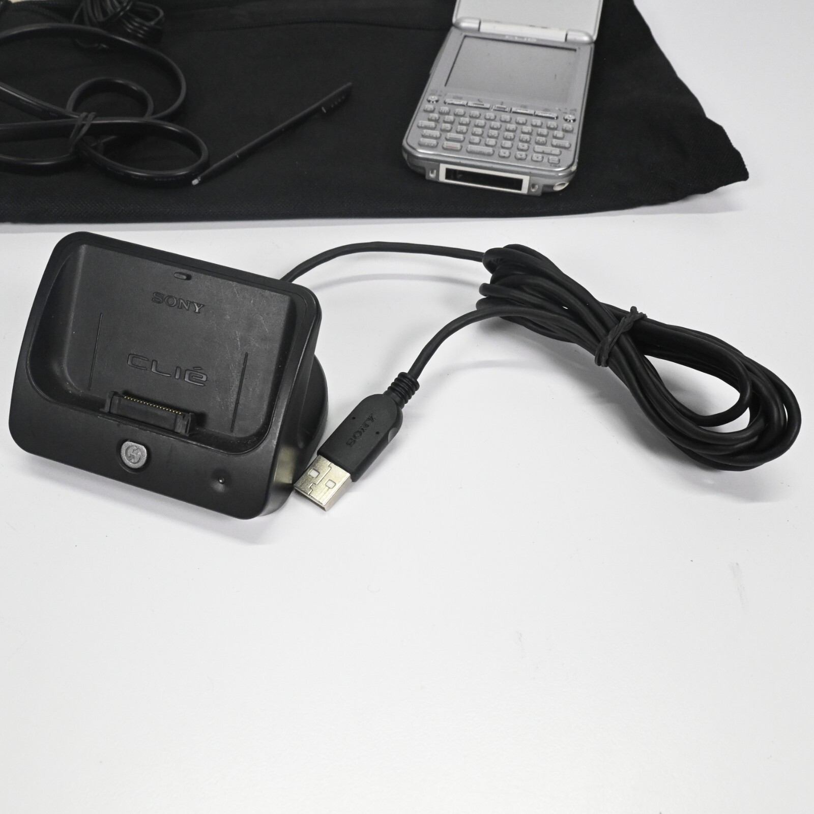 Sony CLIÉ PEGTG50/U Palm OS 5.0 PDA Charger Dock & Memory Card Needs