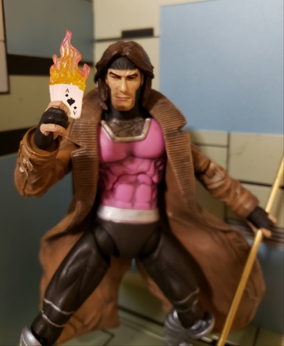 MARVEL DIAMOND SELECT GAMBIT LONG HAIR VARIANT COMPLETE FIGURE ACCESSORIES X-MEN - Picture 4 of 9