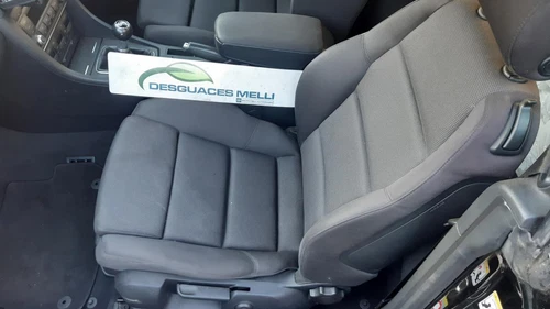 8H0867035 Bordatura Porta Posteriore Sinistra per AUDI A4 CABRIOLET (8H) 6657939 - Foto 7 di 10