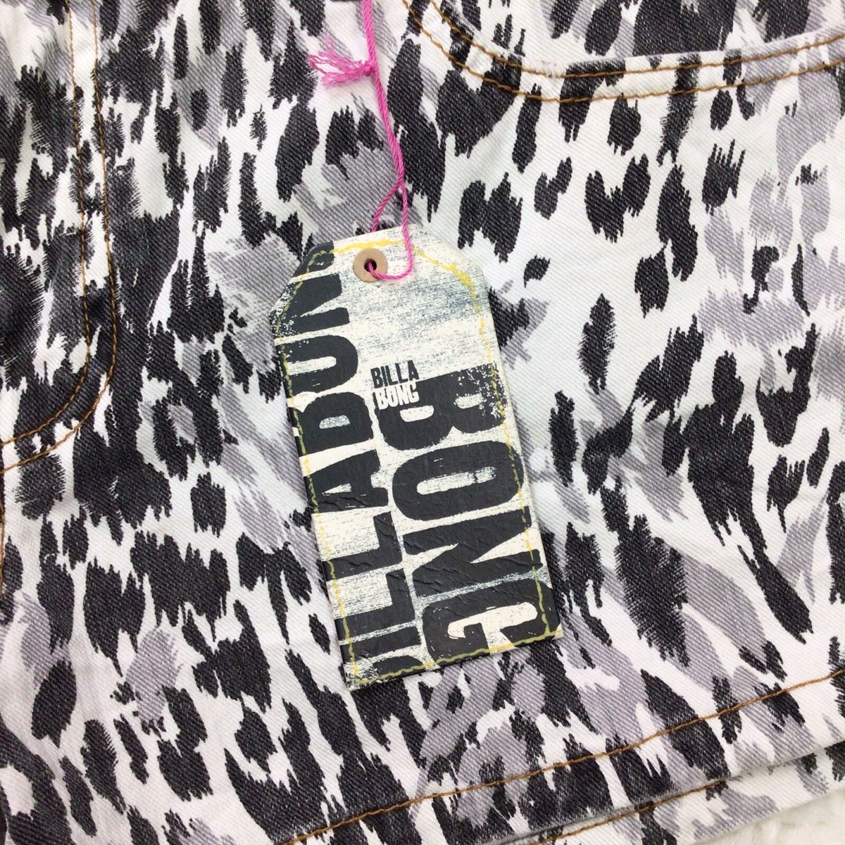 NWT Billabong Leopard Shorts Y2K 90s Animal Print Low Rise