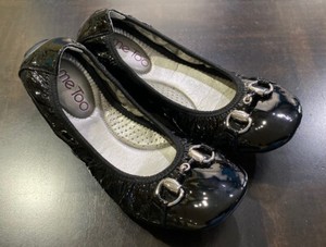 me too patent leather flats