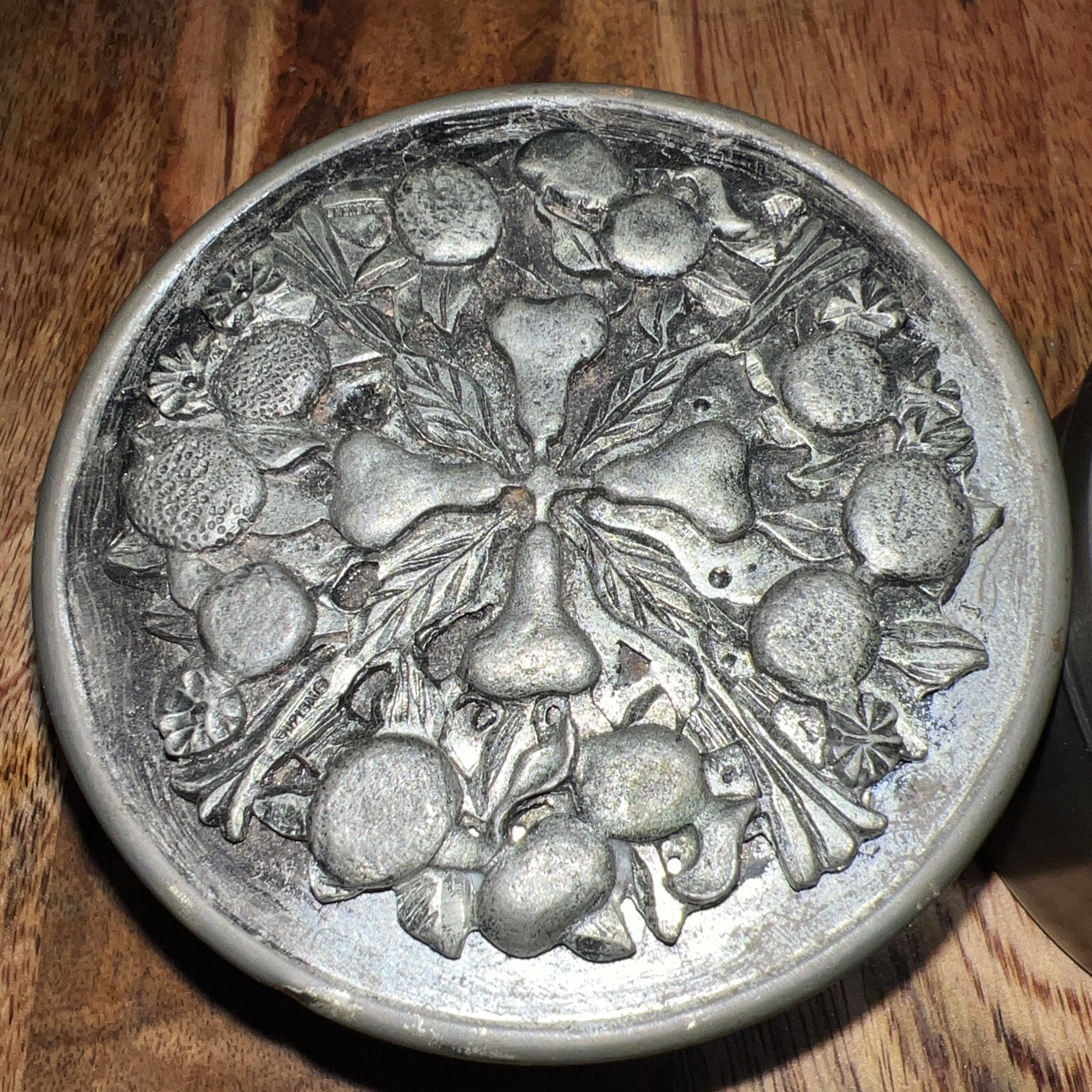 Picture 2 of 8