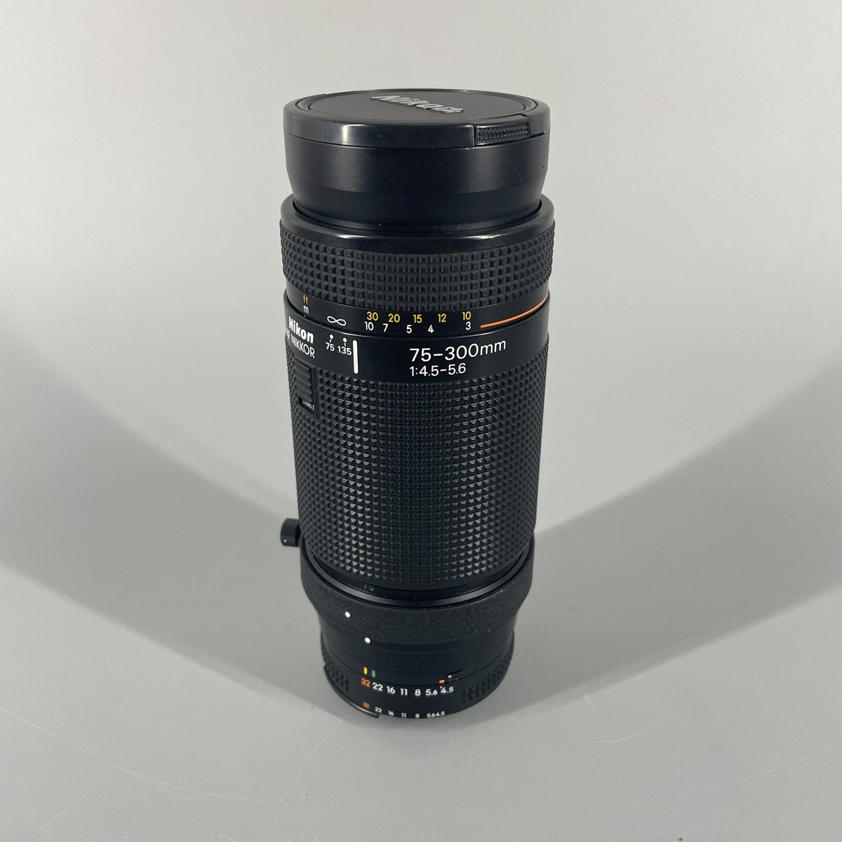 ニコン AF Nikkor 75-300mm 4.5-5.6 #19240 Amazon.com : Nikon AF Nikkor 75-300mm f/4.5~5.6 Telephoto