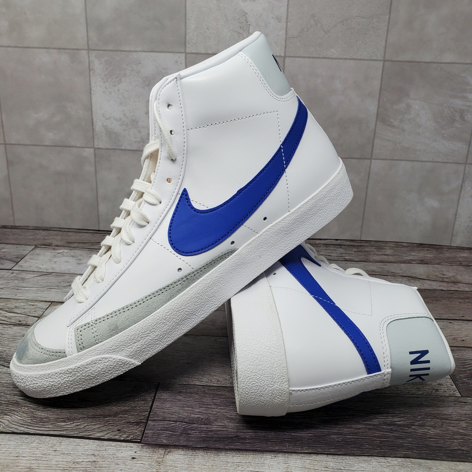 Nike Blazer Mid '77 Vintage Casual Sneaker Shoes White BQ6806-124 Mens Size 11