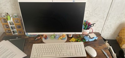 HP 22-dg0003w 19.2 lb 8 GB, CPU Intel Pentium J5040128 GB SSD