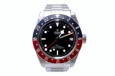 TUDOR Heritage Black Bay GMT 79830RB number AT full frame inner ion