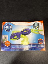 Hex Bots Glow-in-the-Dark Gecko - Rechargeable Remote Control Toy - Wall Climber
