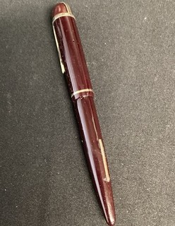 Eversharp “Skyline” Army Brown Vintage 1940’s Lever Fill Fine Nib 14k