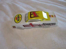 PAINTED 4.5 INCH STOCK CAR LEXAN BODY YELLOW  PENNZOIL .010