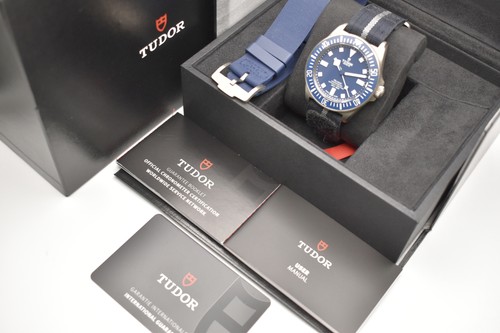 Tudor Pelagos FXD | Titanium | Blue Dial | 25707B | 2023 Box & Papers - Picture 5 of 5