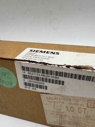Siemens 6ES7133-0BL00-0XB0 IO Module - Picture 2 of 5