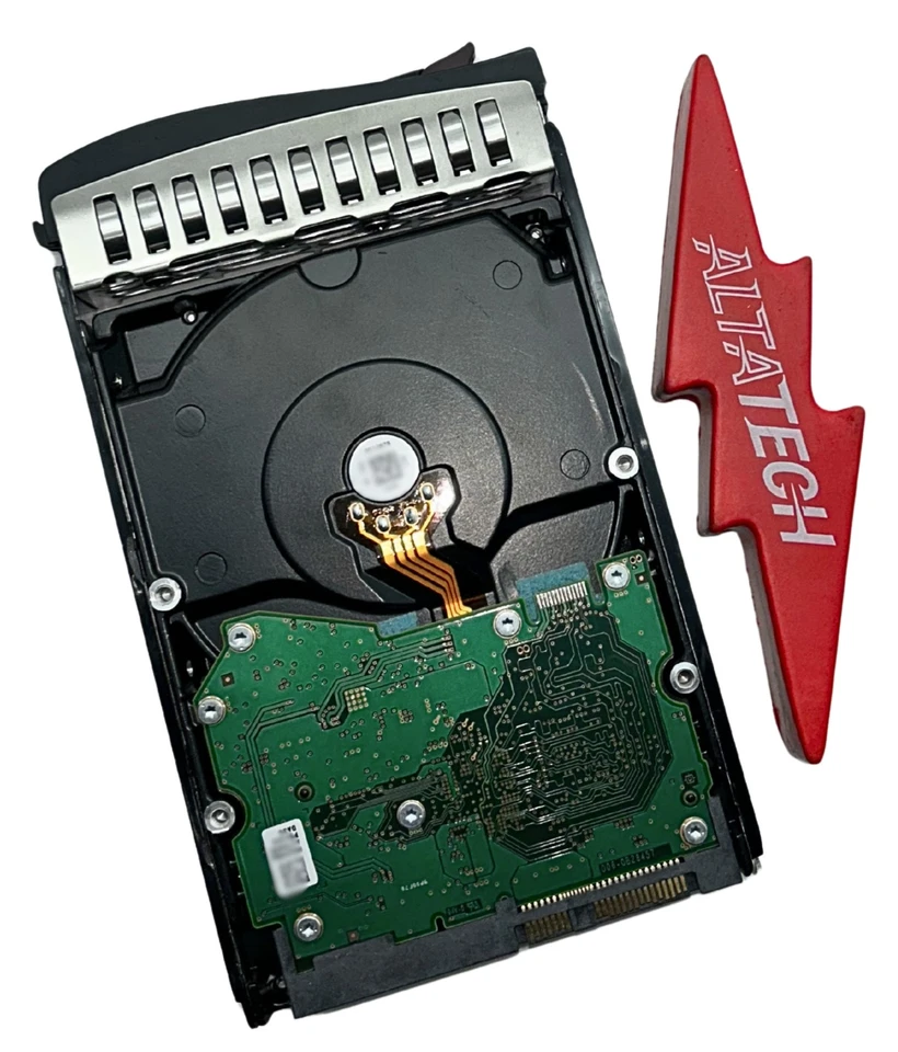 Hitachi HUS724030ALS640 3TB 7.2K SAS 3.5 Inch HDD 6G 0B26904 EP+ Hard Drive - Image 3 of 4