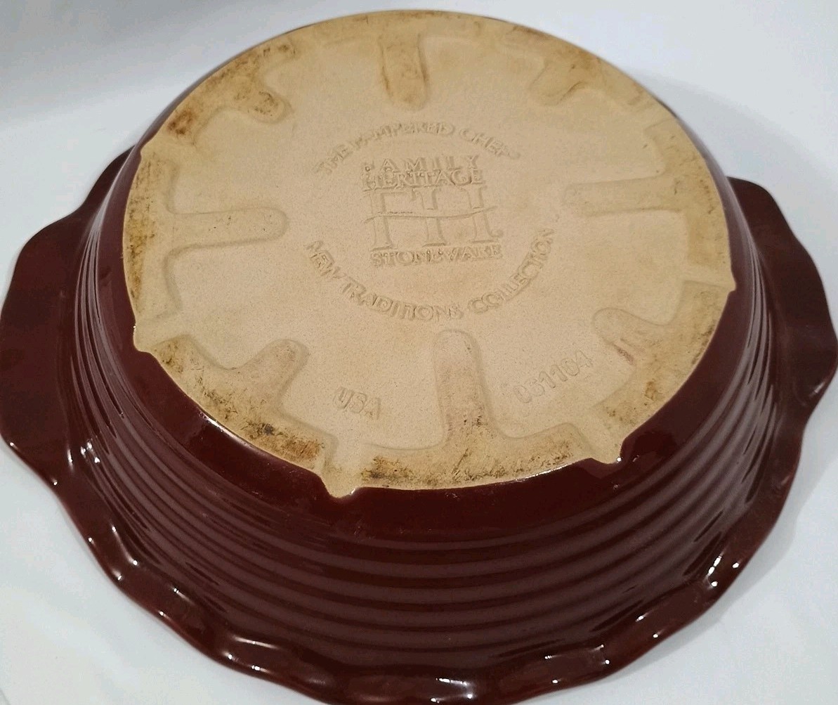 Pampered Chef Heritage Deep Dish Cranberry Pie Plate 10 Inch Stoneware