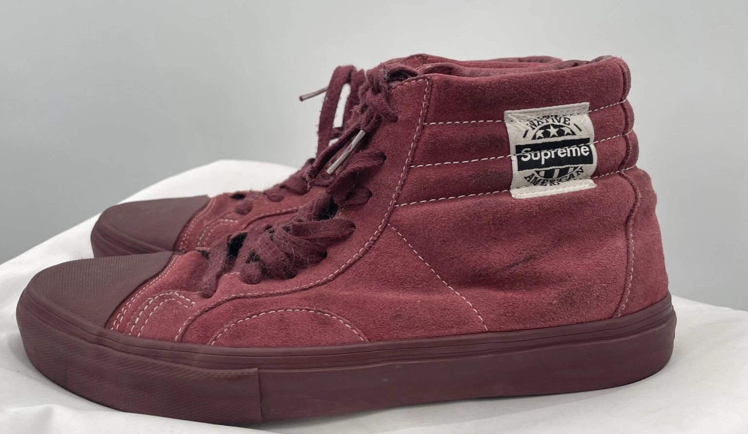 Chaussures mi haut homme VANS Native American x Supreme en daim bordeaux taille US 10
