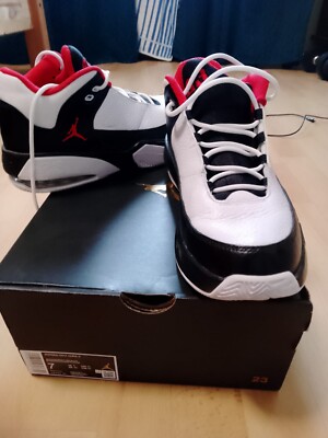 Jordan Sneaker Aura
