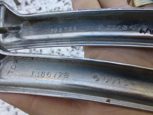 (2) 1969 Buick Skylark guardabarros delantero insertos de ventilación 1386728 - Imagen 6 de 6