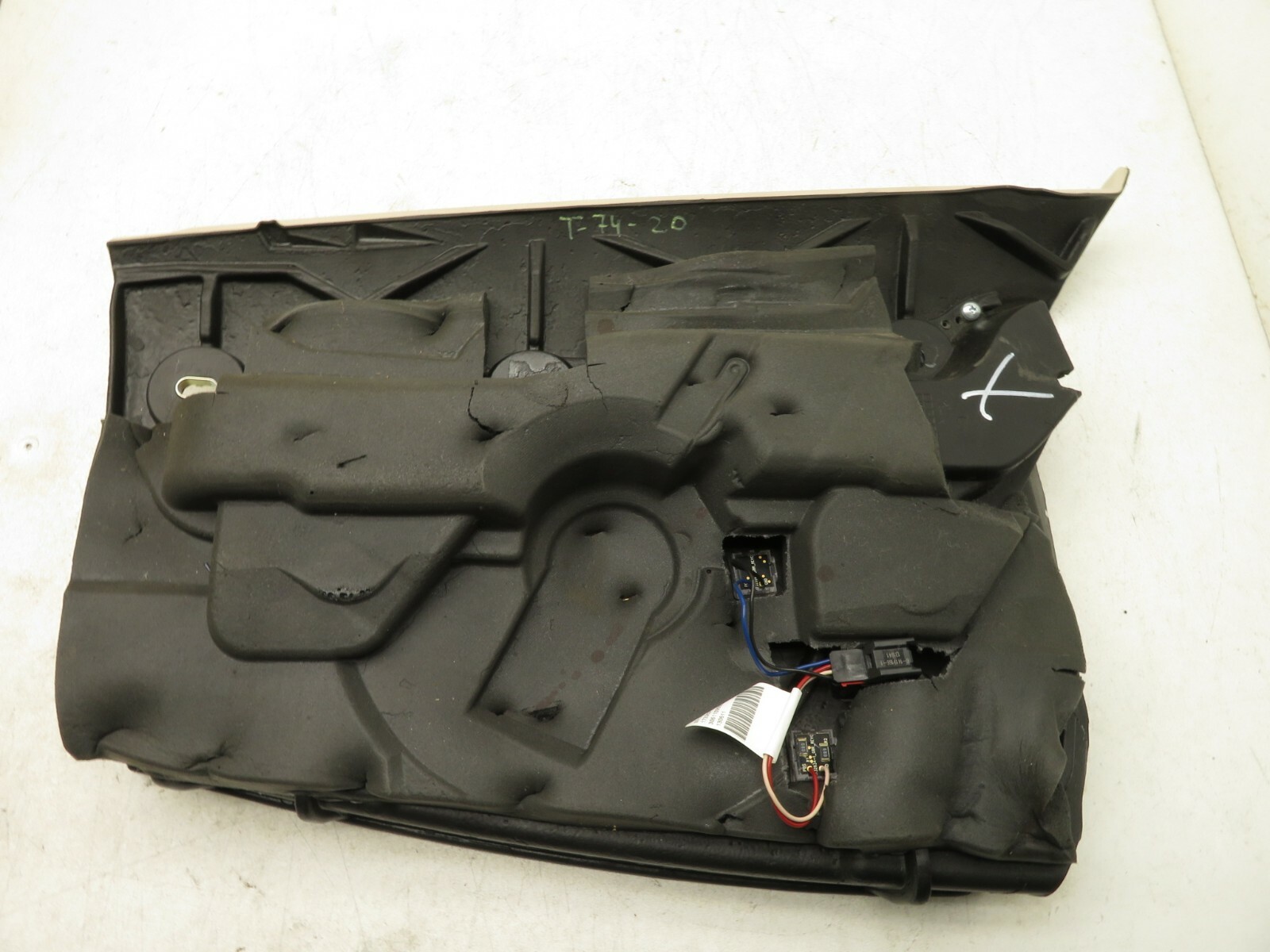 2014-2017 MASERATI GHIBLI SQ4 RIGHT PASSENGER SIDE DASHBOARD KNEE COVER TRIM OEM