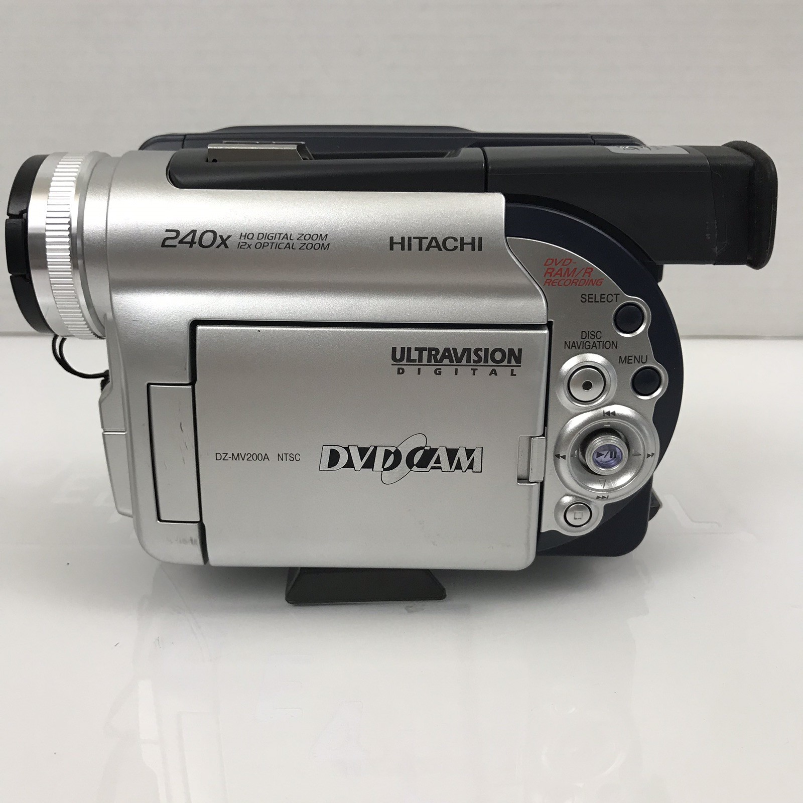 Hitachi DZ-MV200A DVD Camcorder | eBay Stock photo