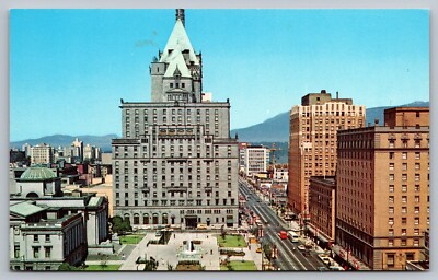 Vancouver BC Georgia St Court House Centennial Fountain Canada Postcard