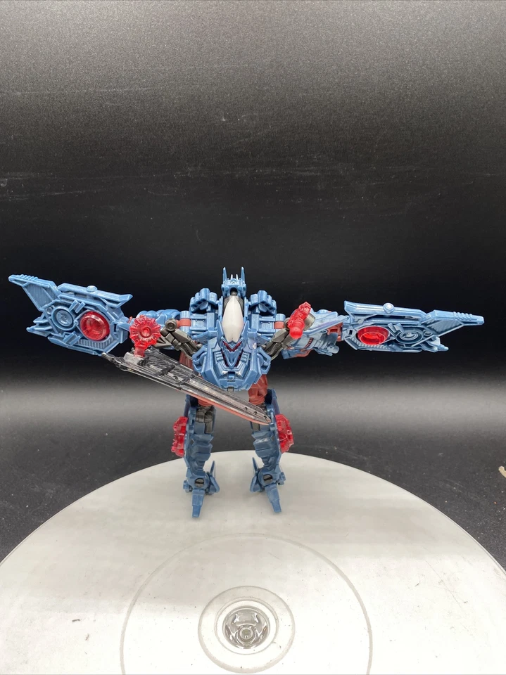 Transformers ROTF Deluxe Class Infiltration Soundwave! - Image 2 of 2