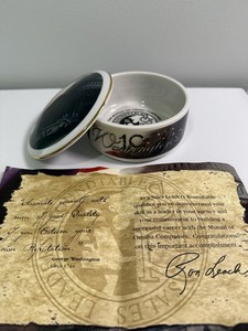 1999 Mutual of Omaha Porcelain Trinket Box And Memo Washington DC