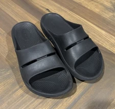 OOFOS Womens OOahh Black Comfort Recovery Slide Sandals Size 11 Mens 9