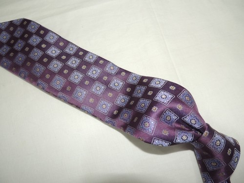 Robert Talbott Best of Class Nordstrom 100% Silk Necktie Tie L 60 W 3.5